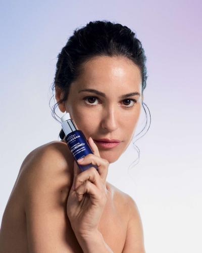 Porque deve incluir um sérum na sua rotina de beleza